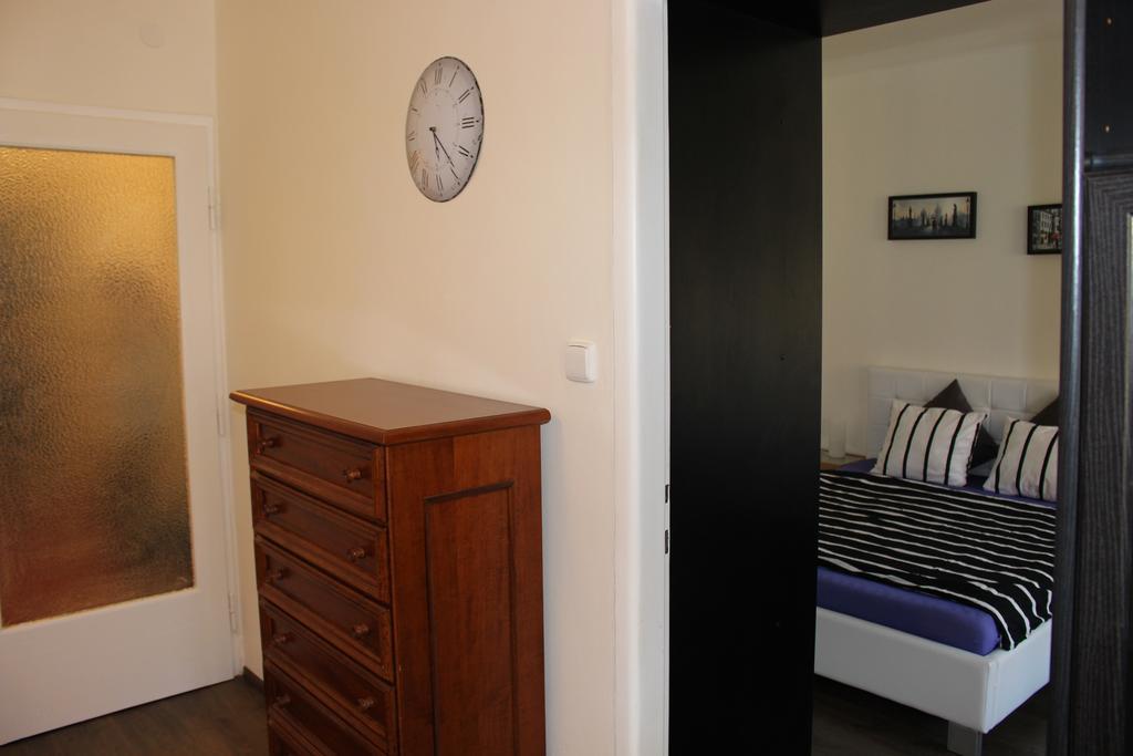 Go Native Prague Apartment מראה חיצוני תמונה
